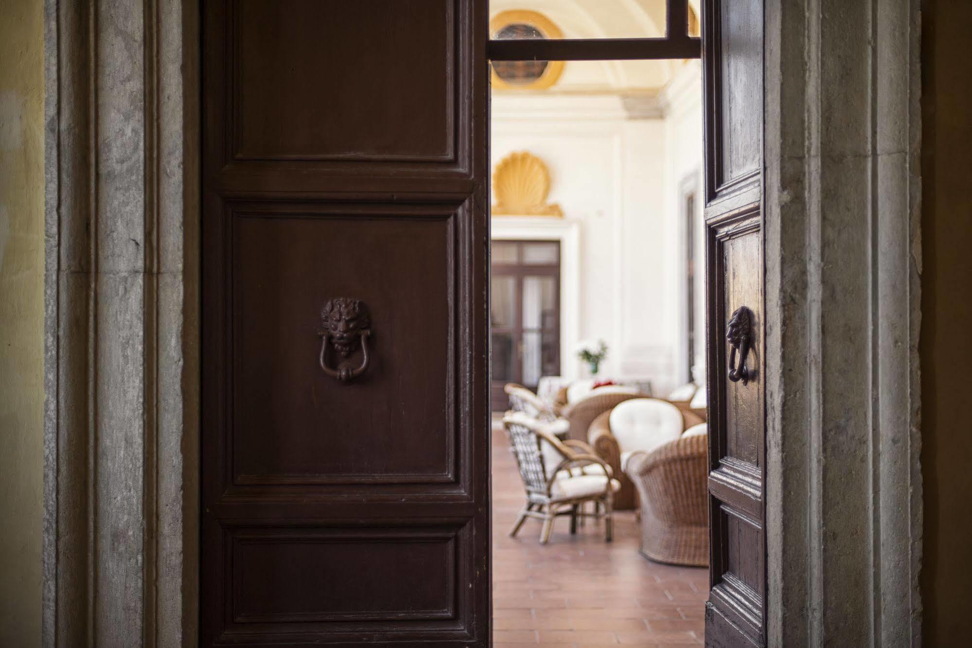 Готель Residenza Principi Ruspoli Черветері Екстер'єр фото